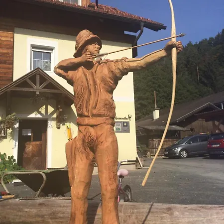 Lug Ins Land