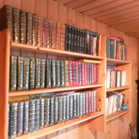 Lug Ins Land אורחן *