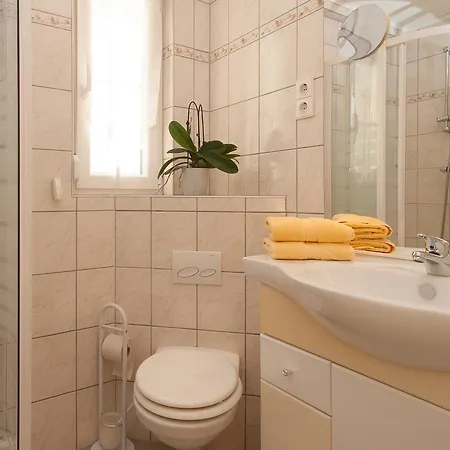 אורחן Lug Ins Land ספיטל אן דר דראו