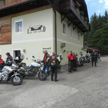 Lug Ins Land אורחן