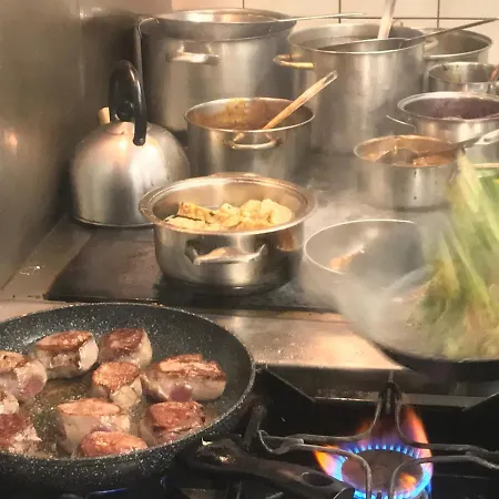 Lug Ins Land * ספיטל אן דר דראו