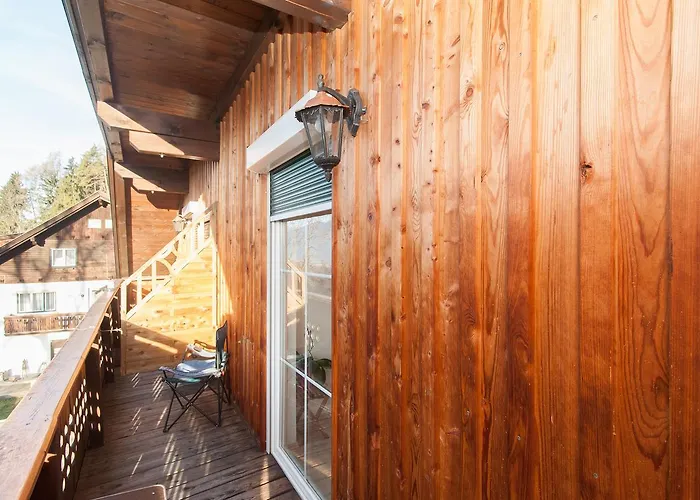 Lug Ins Land Värdshus *