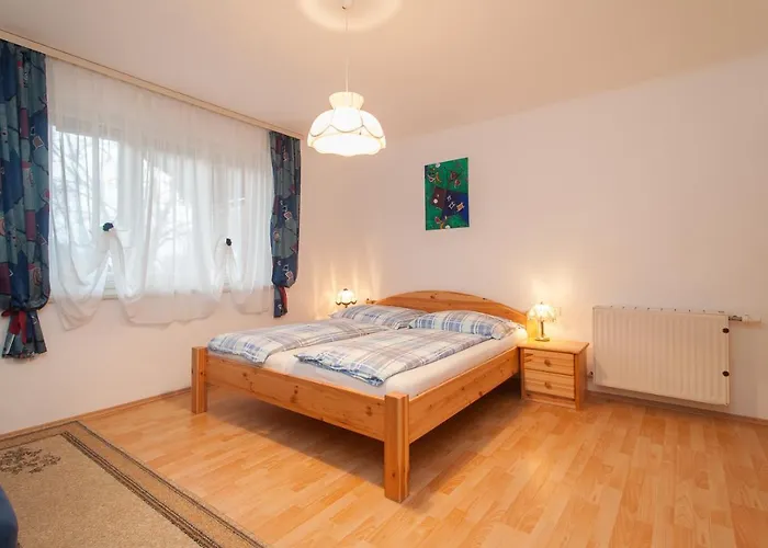 Lug Ins Land Värdshus