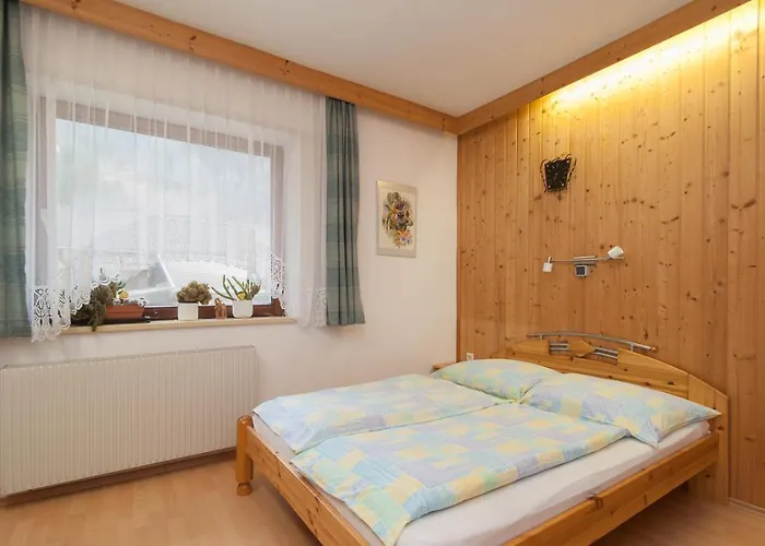 Lug Ins Land Zajazd *